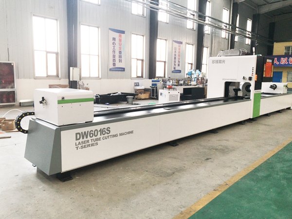 metal tube laser cutting machine