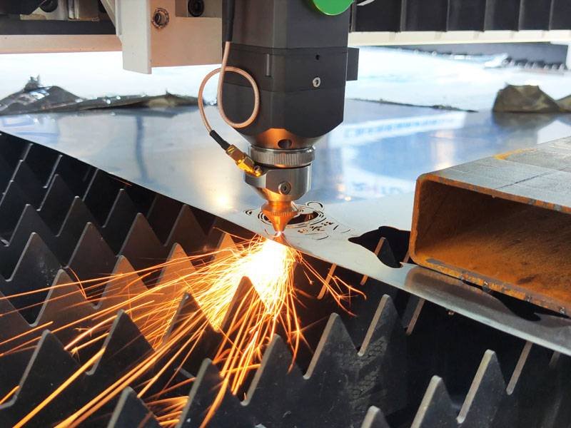 laser cutting metal